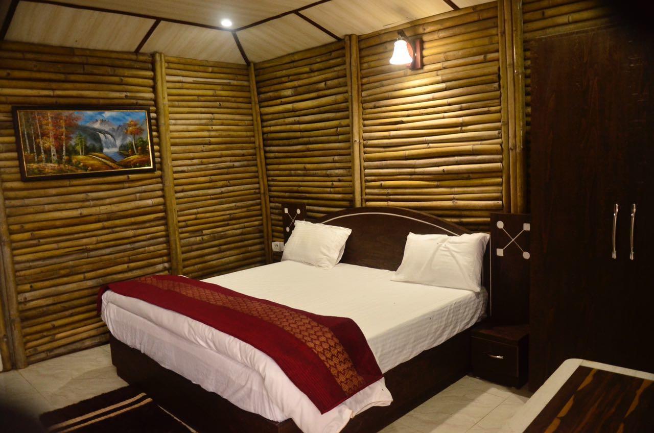 V Resorts Glamwoods Dhanulti Dhanaulti Exterior foto